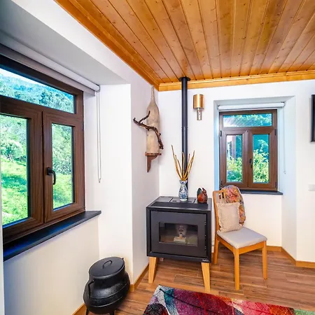 Feriehus Montanhas Do Xisto - Solar Do Xisto Nascente *