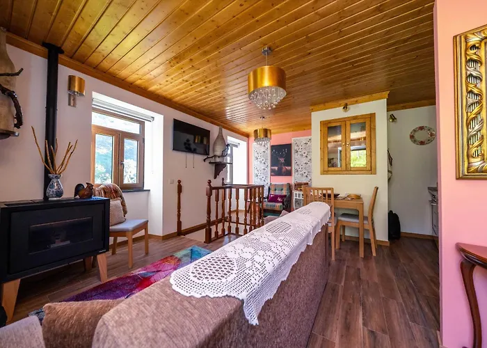 Casa de Férias Montanhas Do Xisto - Solar Do Xisto Nascente Candal (Lousa)